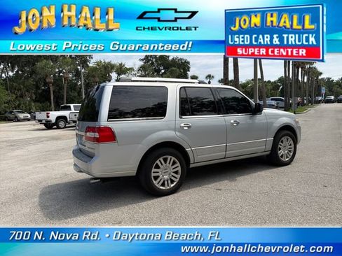 Used 2013 Lincoln Navigator 2WD w/ HD Trailer Tow Pkg image 12