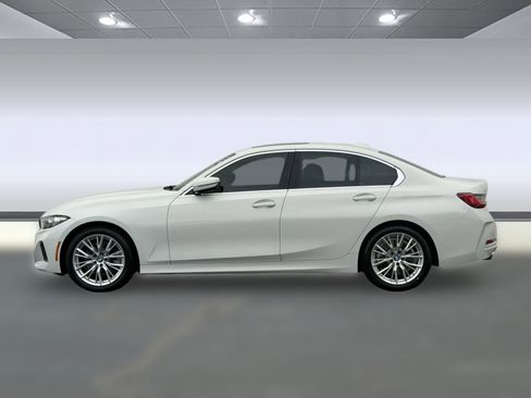 Used 2024 BMW 330i Sedan w/ Convenience Package RWD image 2