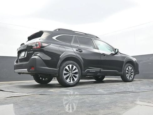 Used 2023 Subaru Outback Limited AWD/4WD image 57