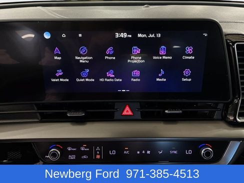 Used 2023 Kia Sportage EX FWD image 17