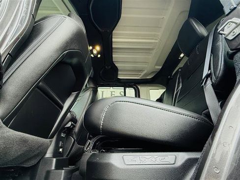 Used 2022 Jeep Wrangler Unlimited Sahara w/ Cold Weather Group image 18