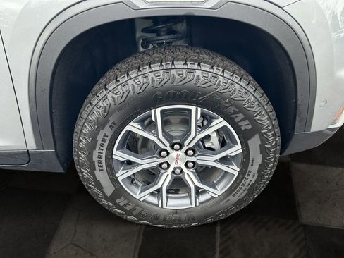 New 2026 GMC Acadia AT4 w/ Super Cruise Package AWD/4WD image 10