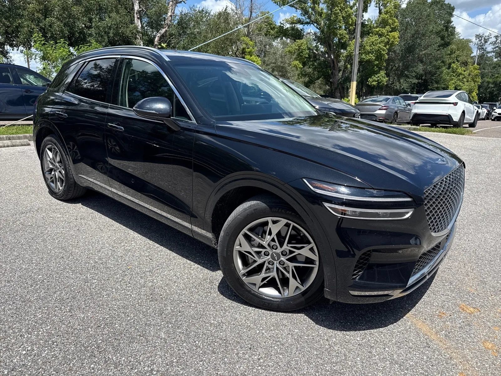 Used 2025 Genesis GV70 2.5T AWD/4WD image 6