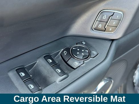 Used 2023 Ford Expedition Platinum AWD/4WD image 18
