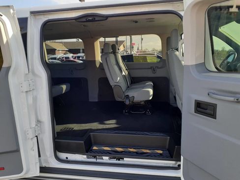Used 2015 Ford Transit 350 XLT image 17