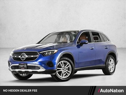 Used 2023 Mercedes-Benz GLC 300 4MATIC image 1