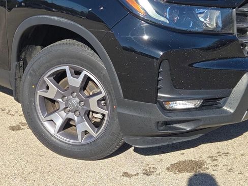 Used 2022 Honda Passport TrailSport image 3