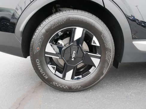 New 2026 Kia Sportage LX image 11