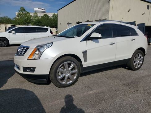 Used 2016 Cadillac SRX Premium FWD image 2