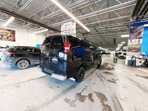 Used 2016 Chevrolet Express 3500 LT w/ LT Preferred Equipment Group image 5