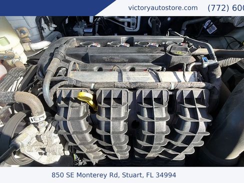 Used 2019 Dodge Journey SE image 45