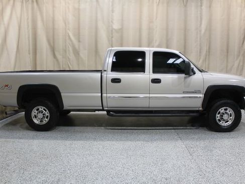 Used 2007 GMC Sierra 2500 SLT w/ Heavy-Duty Power Package image 2