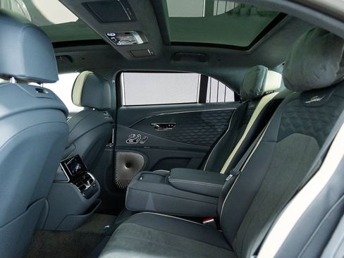 New 2026 Bentley Flying Spur Plug-In Hybrid AWD/4WD image 45