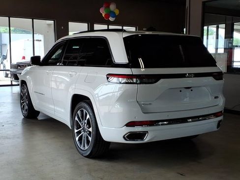 Used 2024 Jeep Grand Cherokee Overland w/ Adv Protech Group III AWD/4WD image 7