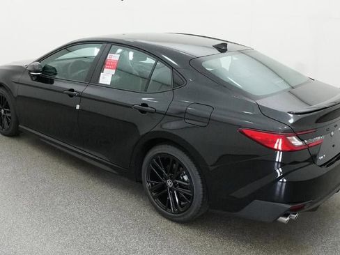 New 2026 Toyota Camry SE image 38