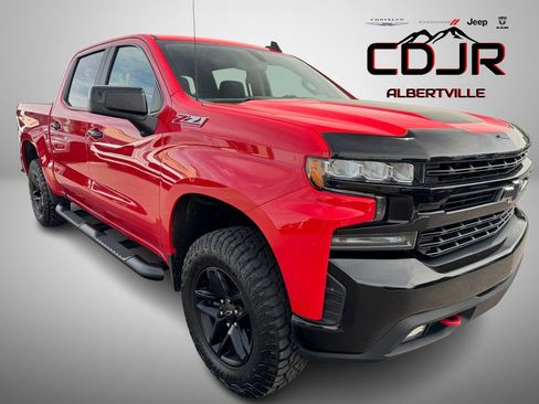 Used 2019 Chevrolet Silverado 1500 LT Trail Boss image 1