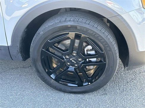 Used 2024 Kia Telluride EX X-Line image 7