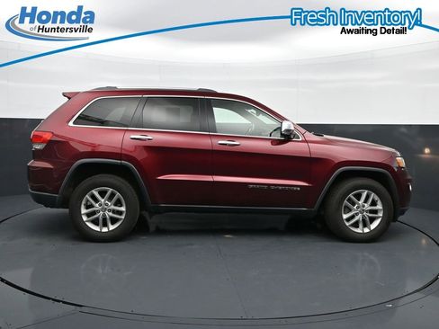 Used 2018 Jeep Grand Cherokee Limited AWD/4WD image 11