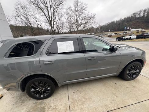 Used 2022 Dodge Durango GT image 2