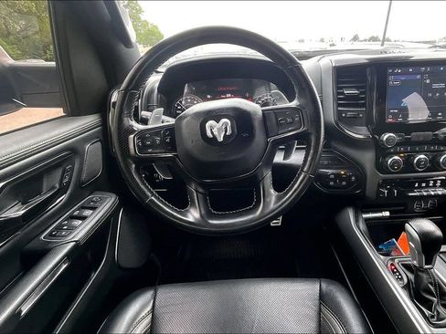 Used 2022 RAM 1500 Laramie AWD/4WD image 7