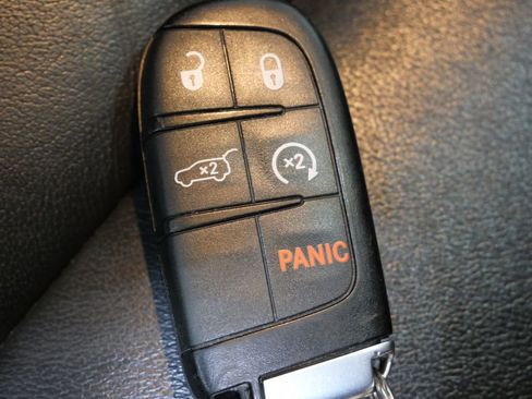 Used 2022 Dodge Durango GT AWD/4WD image 31