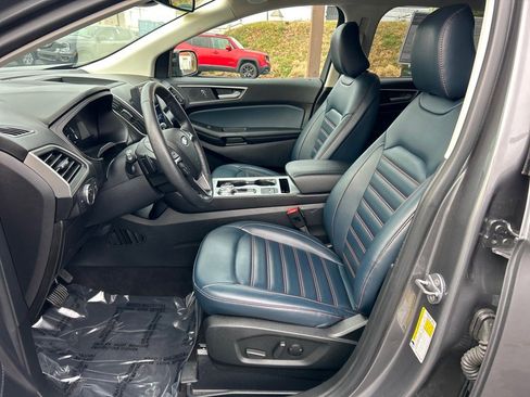 Used 2022 Ford Edge SEL w/ Sport Appearance Package image 6