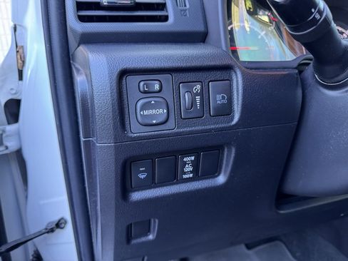 Used 2021 Toyota 4Runner Venture image 4