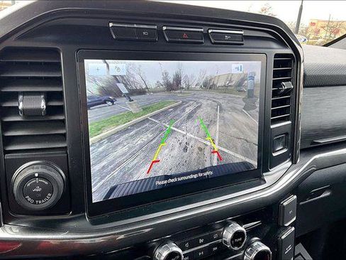 Used 2022 Ford F150 XLT w/ Equipment Group 302A High image 16