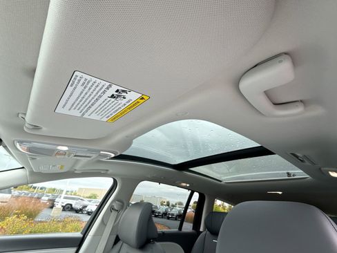 New 2026 Hyundai Ioniq 9 Limited image 24