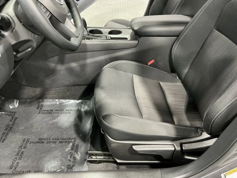 Used 2025 Nissan Altima 2.5 S image 16