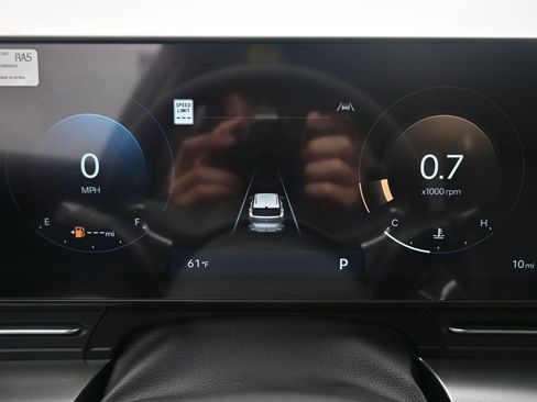 New 2026 Hyundai Kona Limited AWD/4WD image 9