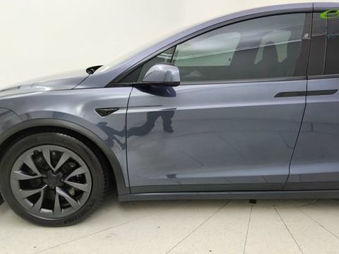 Used 2022 Tesla Model X AWD/4WD image 10