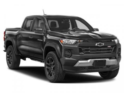 Used 2023 Chevrolet Colorado Trail Boss w/ Advanced Trailering Package image 9