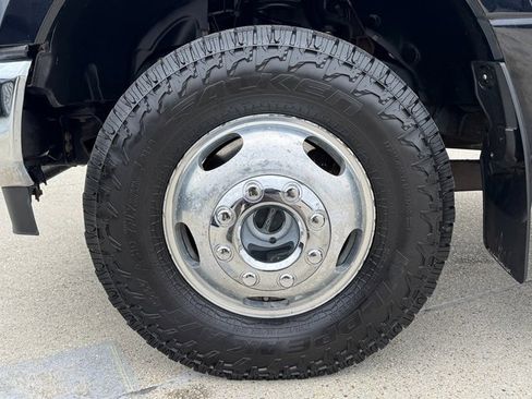 Used 2020 Ford F350 XLT w/ XLT Premium Package image 14