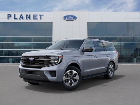 New 2027 Ford Expedition Active RWD image 2