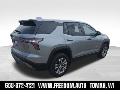 Used 2026 Chevrolet Equinox LT AWD/4WD image 8