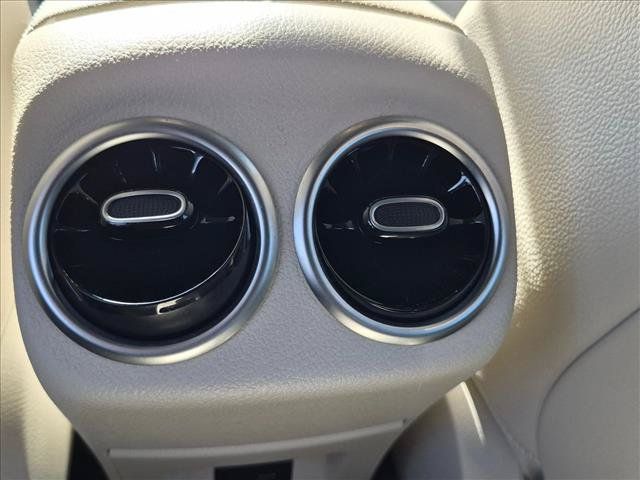 Used 2023 Mercedes-Benz CLA 250 image 15