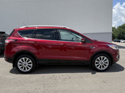 Used 2017 Ford Escape Titanium AWD/4WD image 1