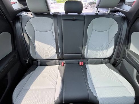 Certified 2025 Volkswagen Tiguan SE R-Line AWD/4WD image 28