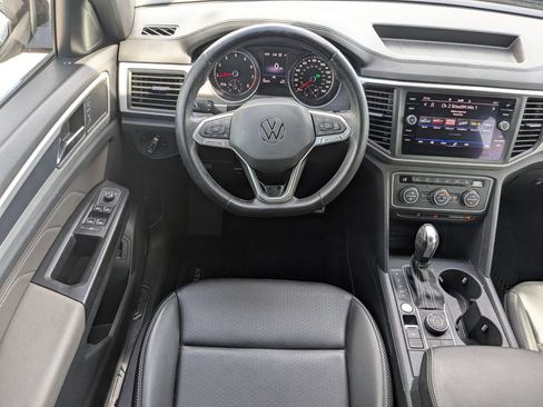 Used 2021 Volkswagen Atlas Cross Sport SE AWD/4WD image 24