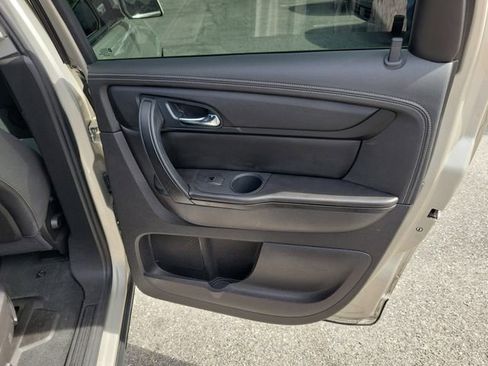 Used 2016 Chevrolet Traverse LT image 30