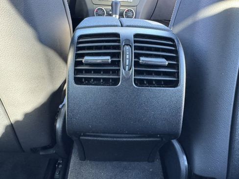 Used 2015 Mercedes-Benz C 250 C 250 image 9