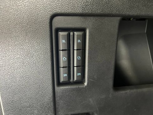 Used 2022 Ford Expedition XLT AWD/4WD image 42