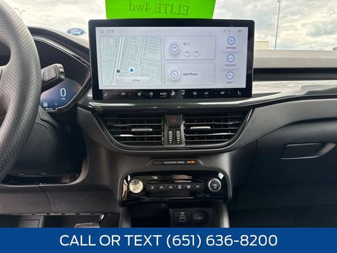 Used 2024 Ford Escape ST-Line Elite AWD/4WD image 17