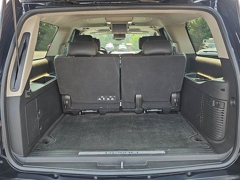 Used 2014 GMC Yukon XL Denali AWD/4WD image 22