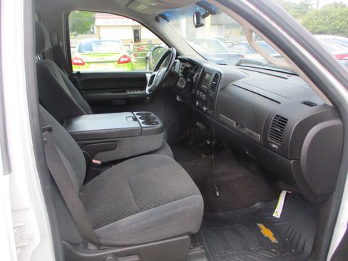 Used 2008 Chevrolet Silverado 1500 LT image 6