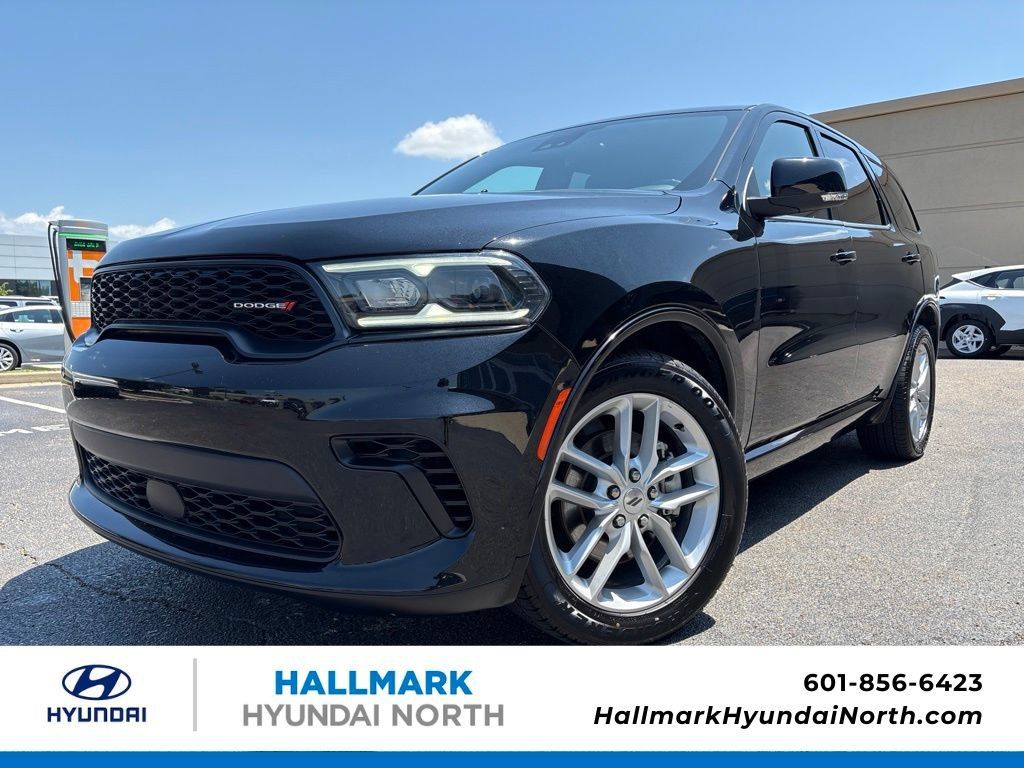 Used 2024 Dodge Durango GT RWD image 1