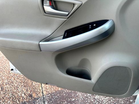 Used 2015 Toyota Prius Persona Series image 19