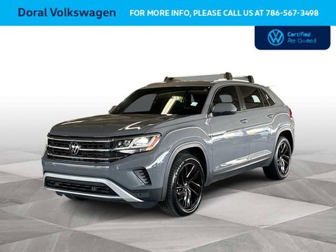 Certified 2023 Volkswagen Atlas Cross Sport SE w/ Black Wheel Package FWD image 4