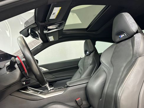 Used 2024 BMW M4 Competition RWD image 25